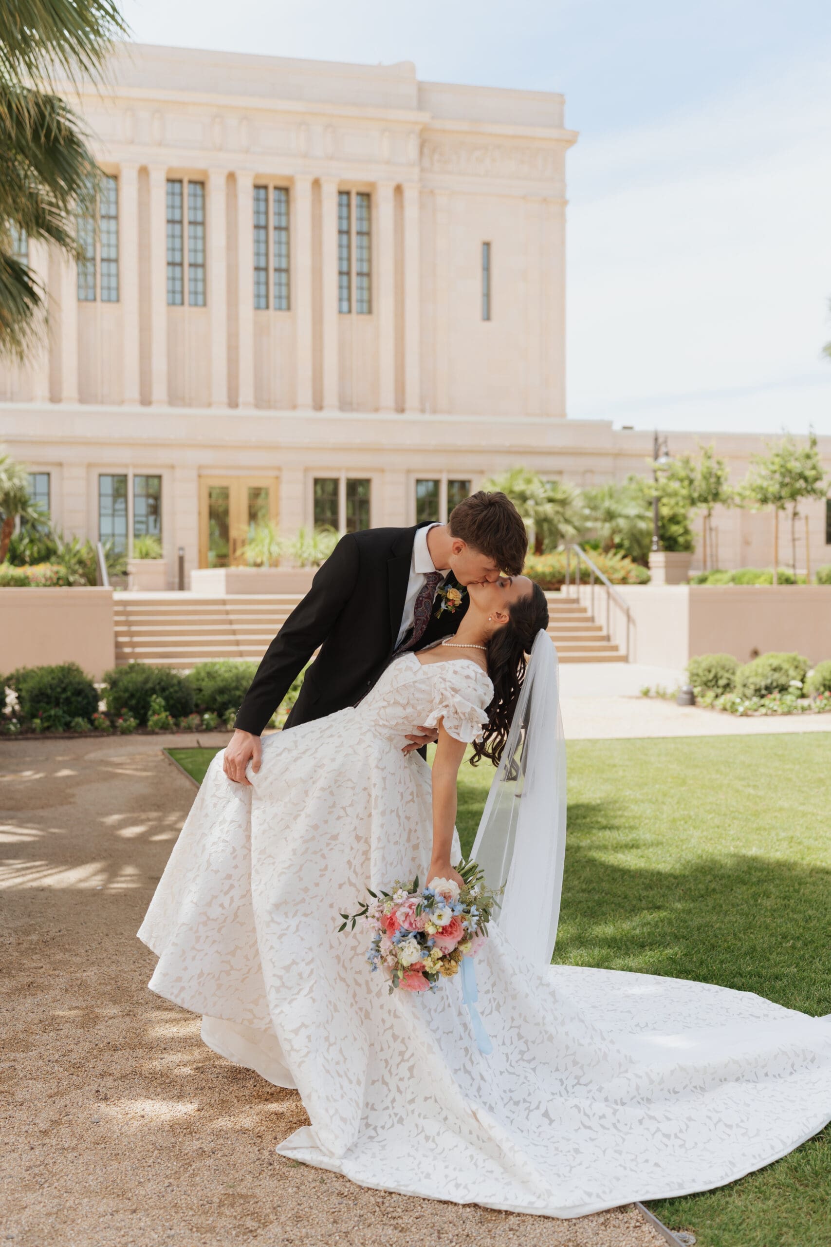 husband dipping wife and give a kiss